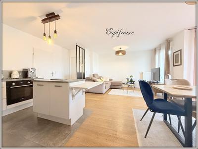 Appartement - 79 m² - 4 pièces