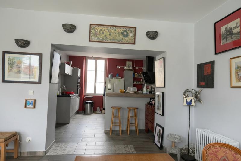 Maison - 265 m² - 9 pièces