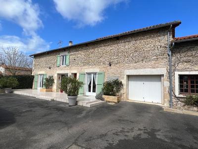 Maison - 174 m² - 6 pièces