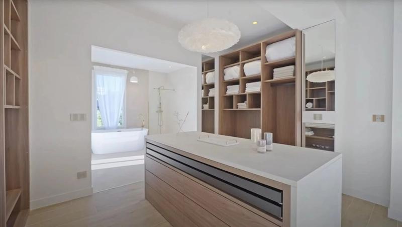 Maison - 336 m² - 12 pièces