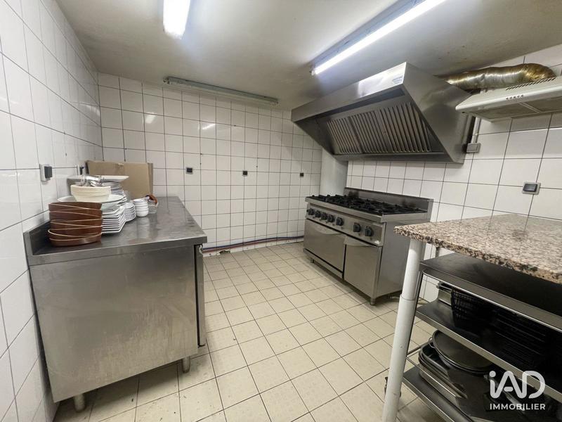 Local commercial - 134 m² - 2 pièces