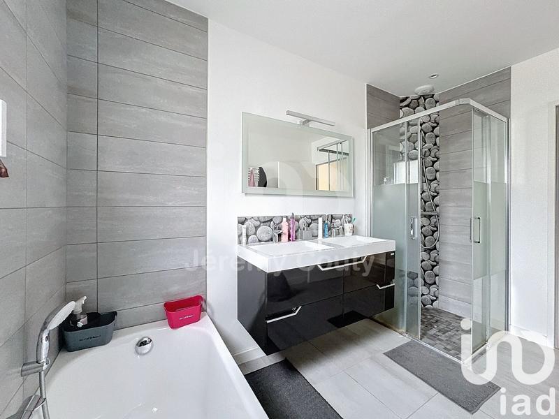 Maison - 152 m² - 7 pièces