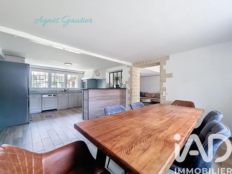 Maison - 194 m² - 9 pièces