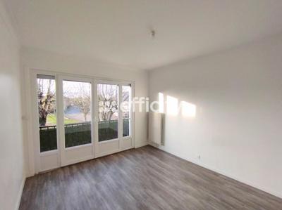 Pavillon - 152 m² - 6 pièces