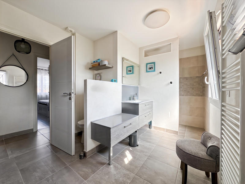 Villa - 160 m² - 6 pièces