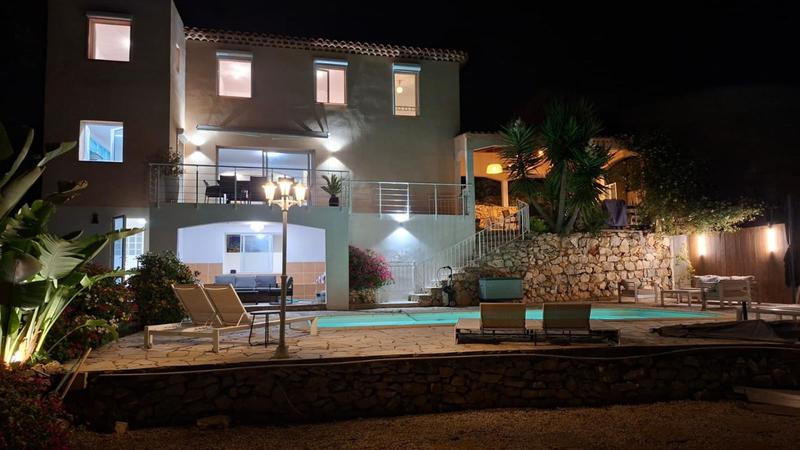 Villa - 159 m² - 7 pièces