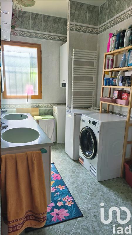 Maison - 179 m² - 8 pièces