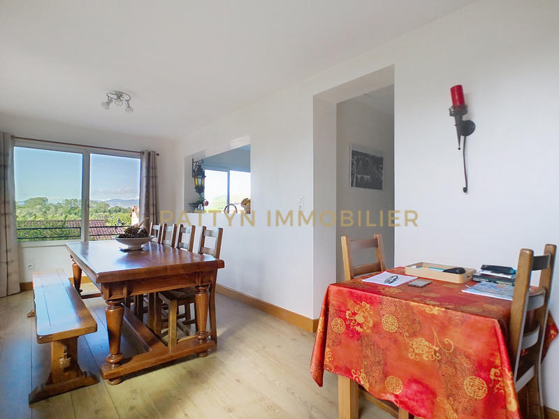 Maison - 125 m² - 6 pièces