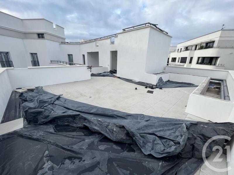 Appartement - 121 m² - 4 pièces