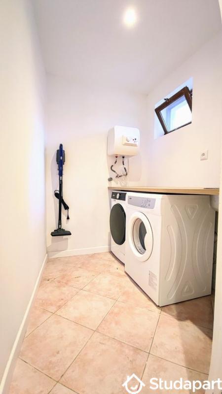 Chambre - 145 m² - 1 pièce