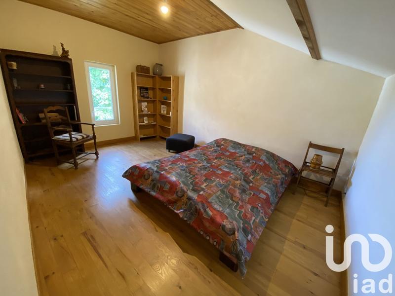 Maison - 200 m² - 6 pièces