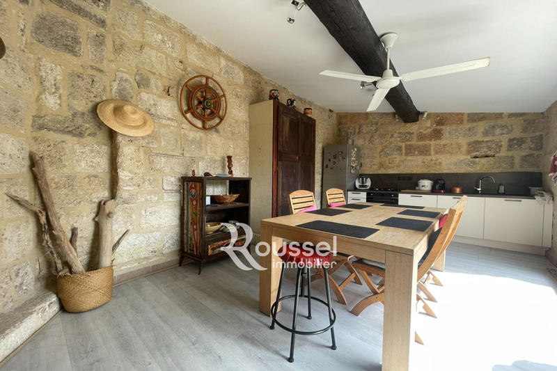 Maison - 274 m² - 10 pièces