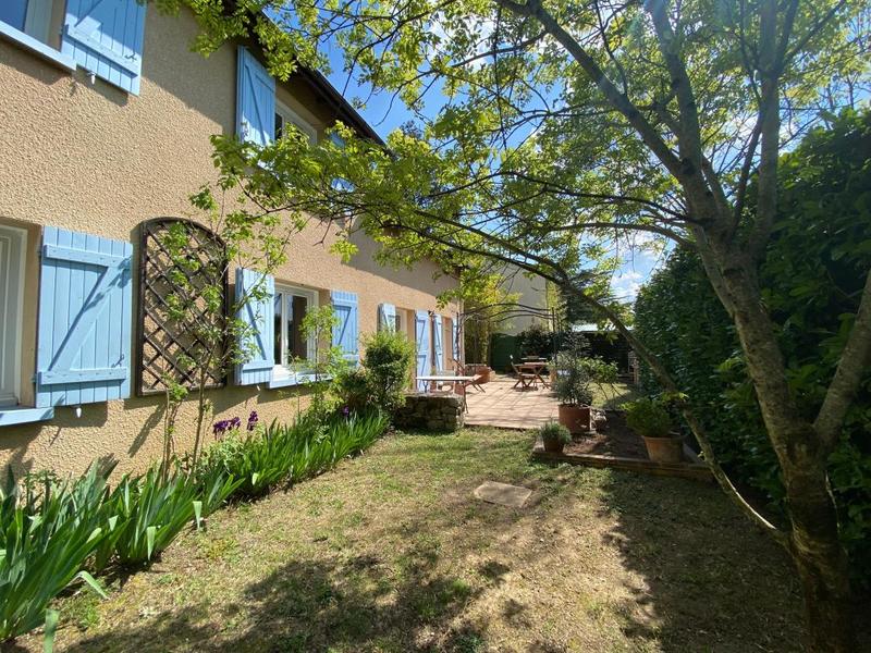 Maison - 140 m² - 5 pièces