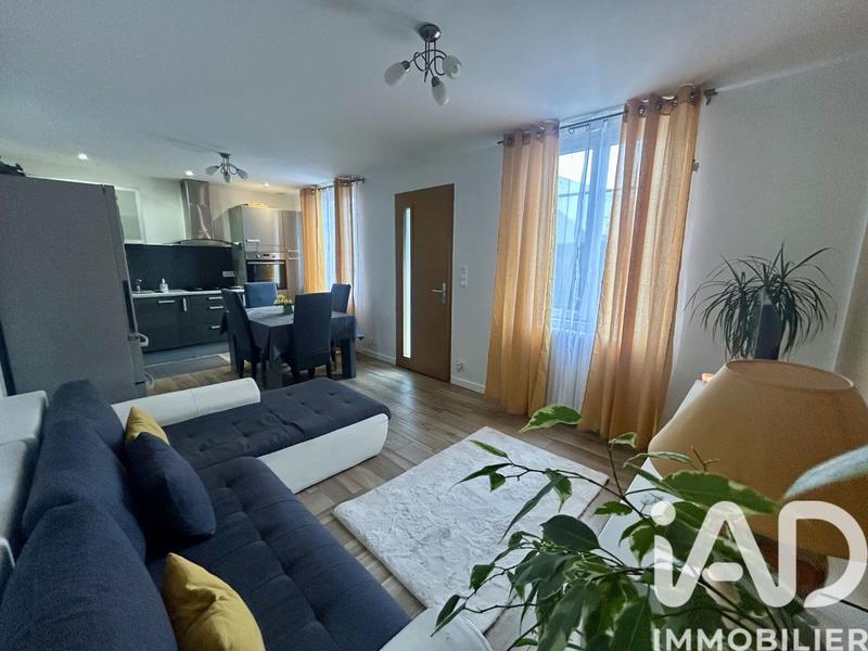 Maison - 97 m² - 4 pièces