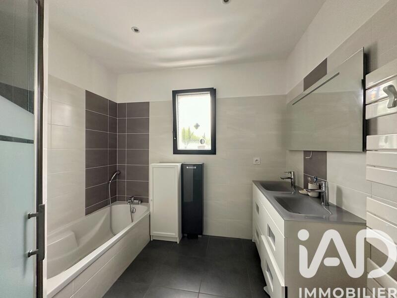 Maison - 103 m² - 4 pièces