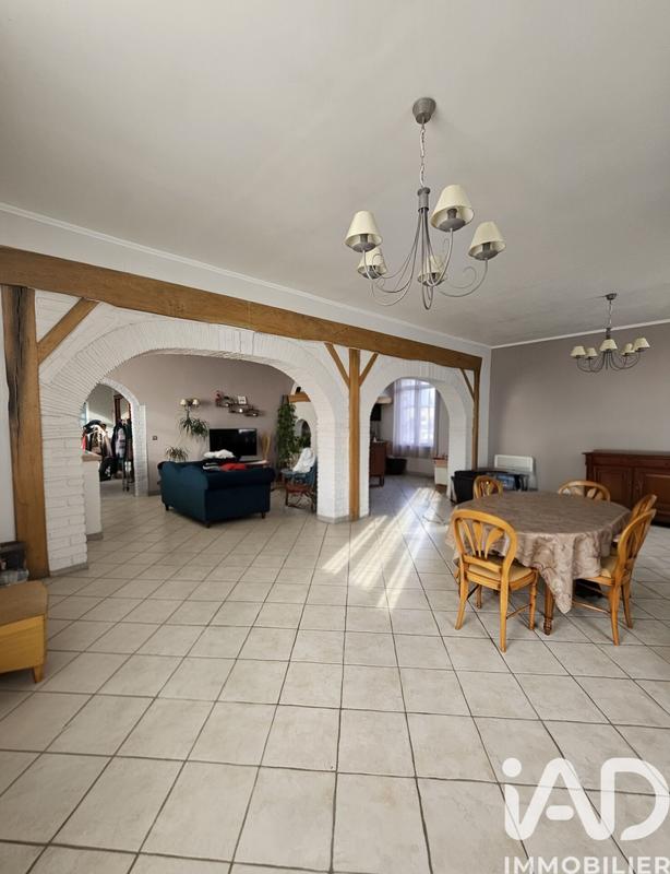 Maison - 265 m² - 8 pièces