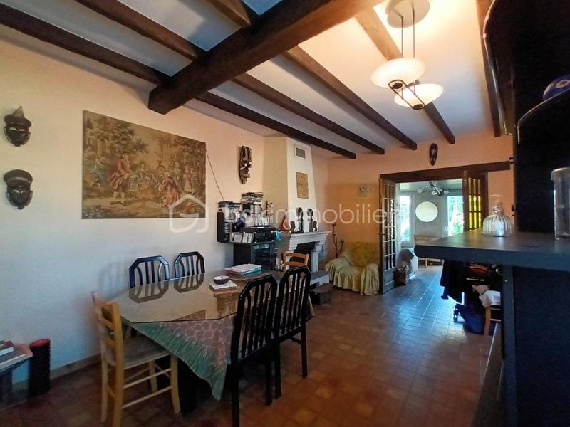 Maison en pierre - 163 m² - 7 pièces