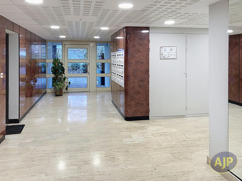 Appartement - 58 m² - 2 pièces