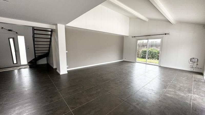 Maison - 185 m² - 6 pièces