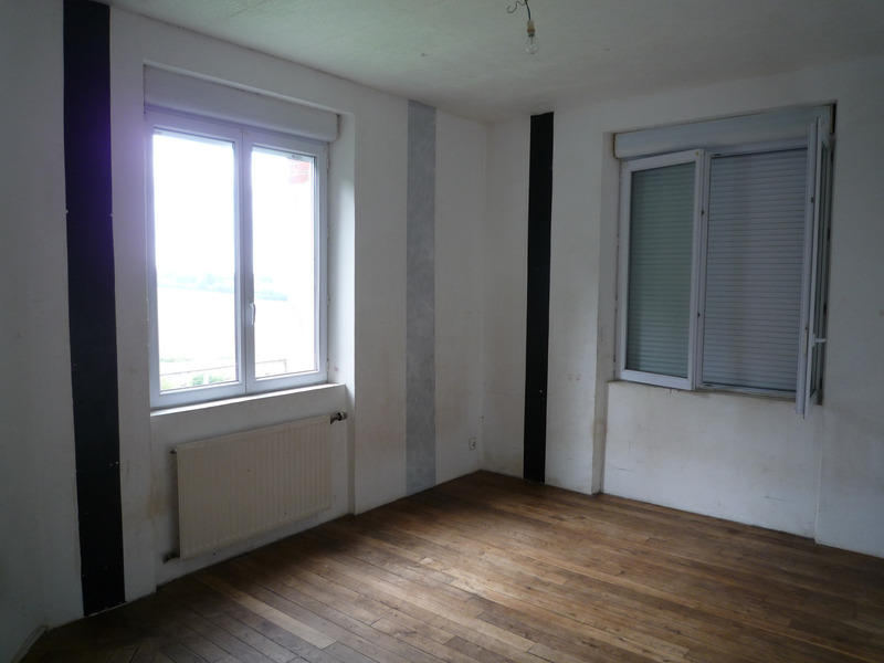 Propriété - 230 m² - 11 pièces