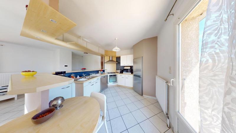 Maison - 120 m² - 5 pièces