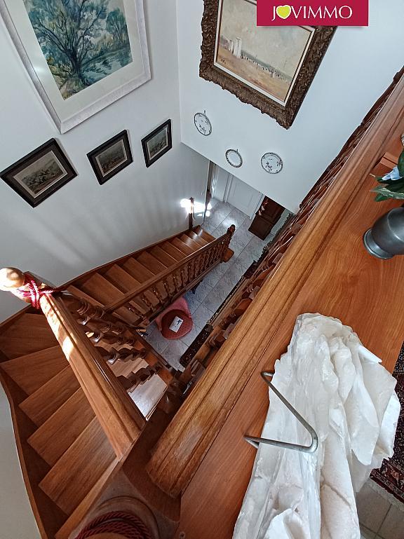 Maison - 205 m² - 7 pièces