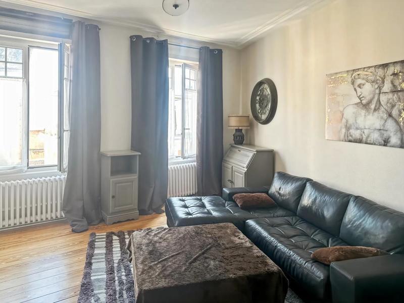 Appartement bourgeois - 147 m² - 7 pièces