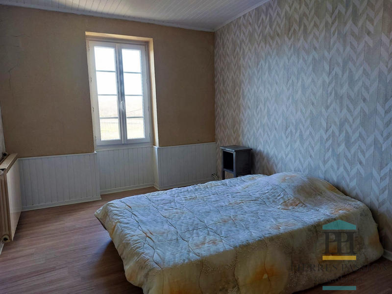 Maison ancienne - 250 m² - 7 pièces