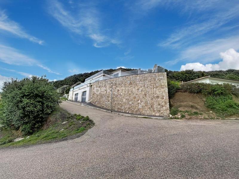 Maison - 172 m² - 9 pièces