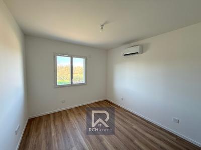 Maison - 97 m² - 4 pièces