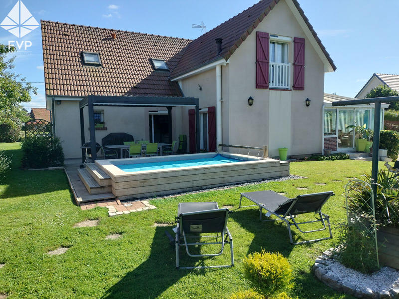 Maison - 158 m² - 6 pièces