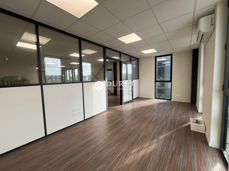 Bureau - 108 m²