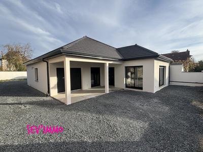 Maison - 115 m² - 4 pièces