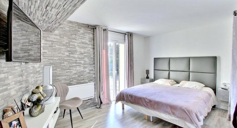 Villa - 185 m² - 7 pièces