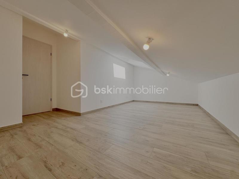 Maison - 122 m² - 5 pièces