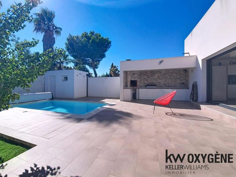 Maison - 186 m² - 6 pièces