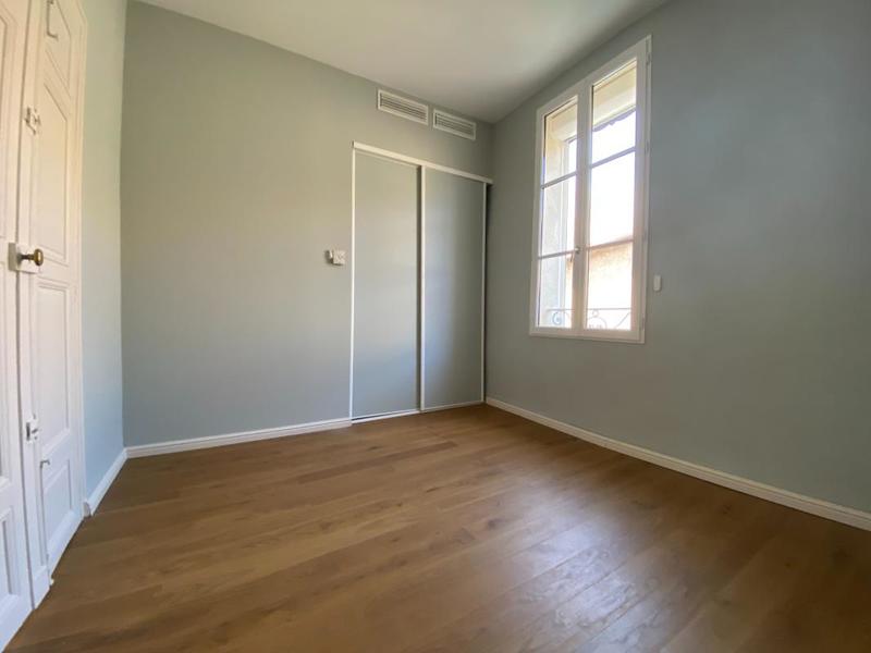 Appartement - 95 m² - 3 pièces