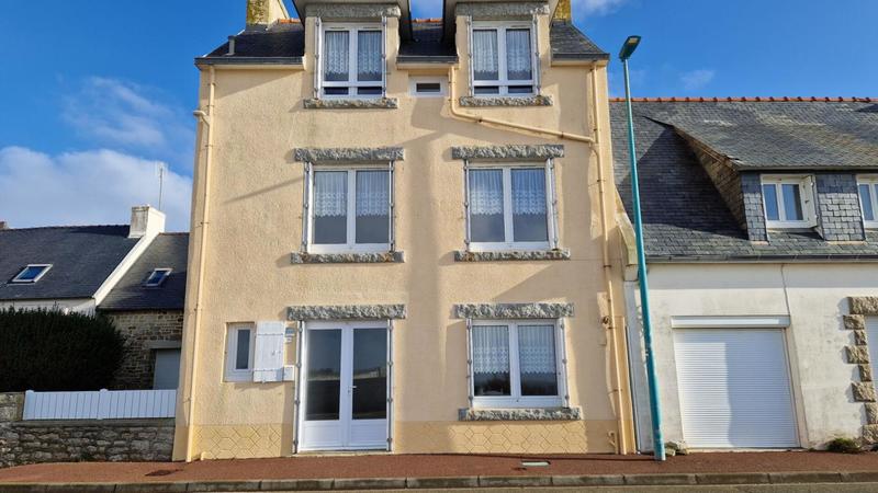 Maison - 91 m² - 5 pièces