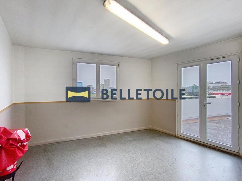 Local commercial - 2 239 m²