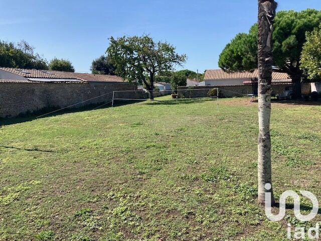 Maison - 275 m² - 9 pièces