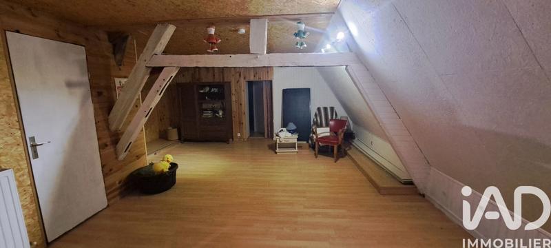 Maison - 215 m² - 4 pièces