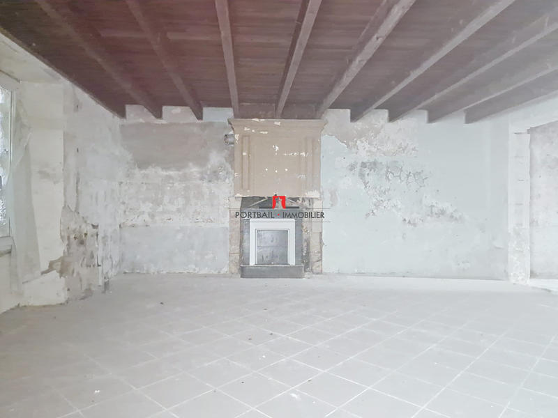 Maison - 260 m² - 10 pièces