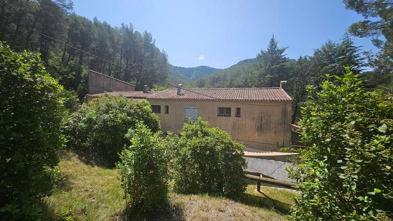 Maison - 312 m² - 7 pièces