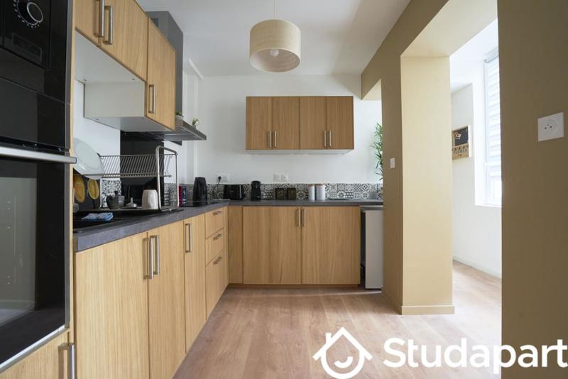 Chambre - 10 m² - 1 pièce