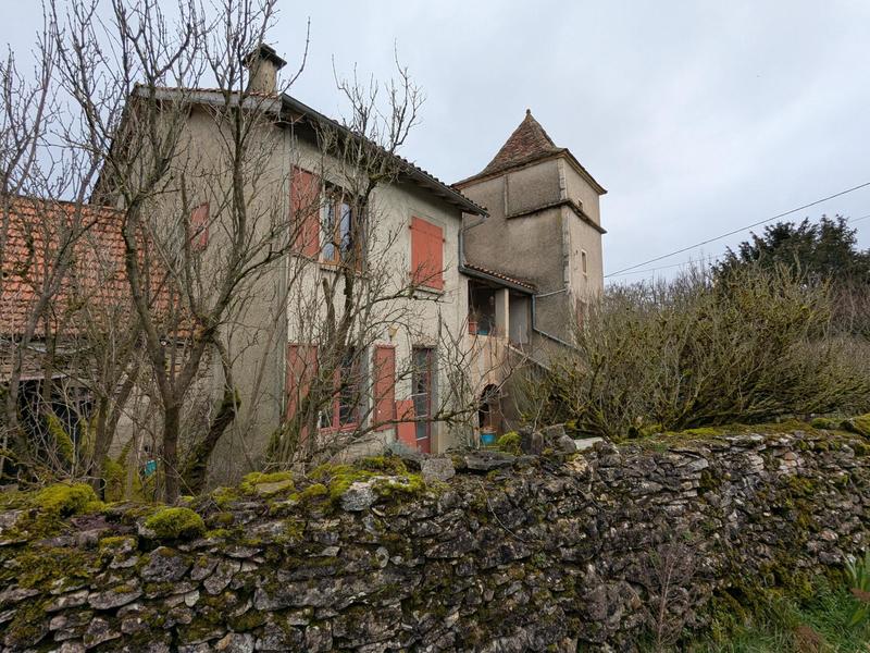 Maison - 156 m² - 8 pièces