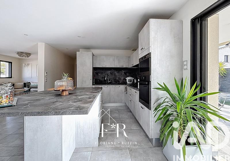 Maison - 155 m² - 5 pièces