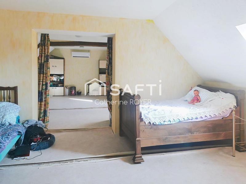 Maison - 263 m² - 8 pièces