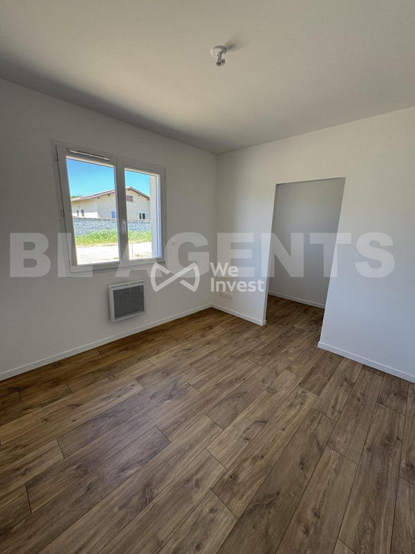 Maison - 99 m² - 4 pièces