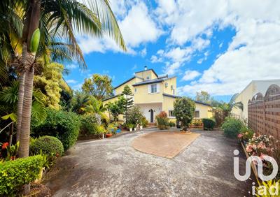 Maison - 349 m² - 7 pièces