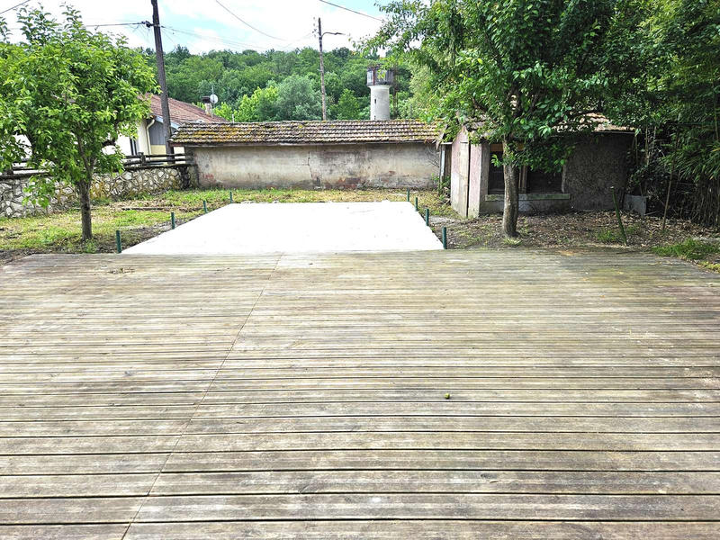 Maison - 90 m² - 5 pièces